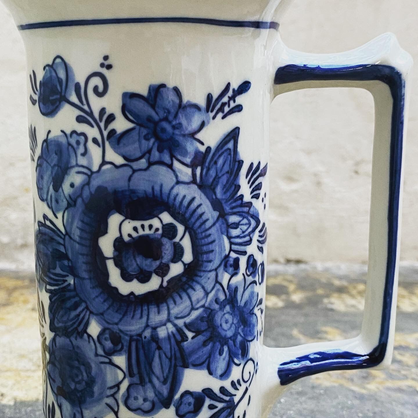 Delft earthenware pitcher / vase