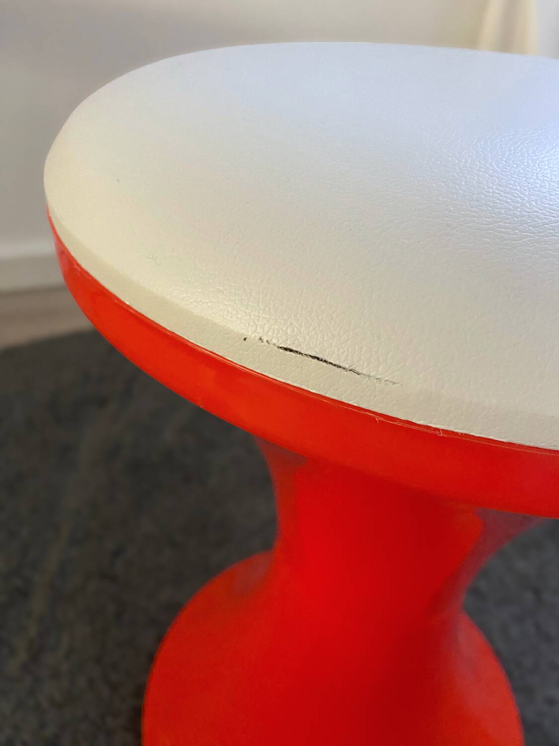 Tabouret tam tam rouge orange vintage