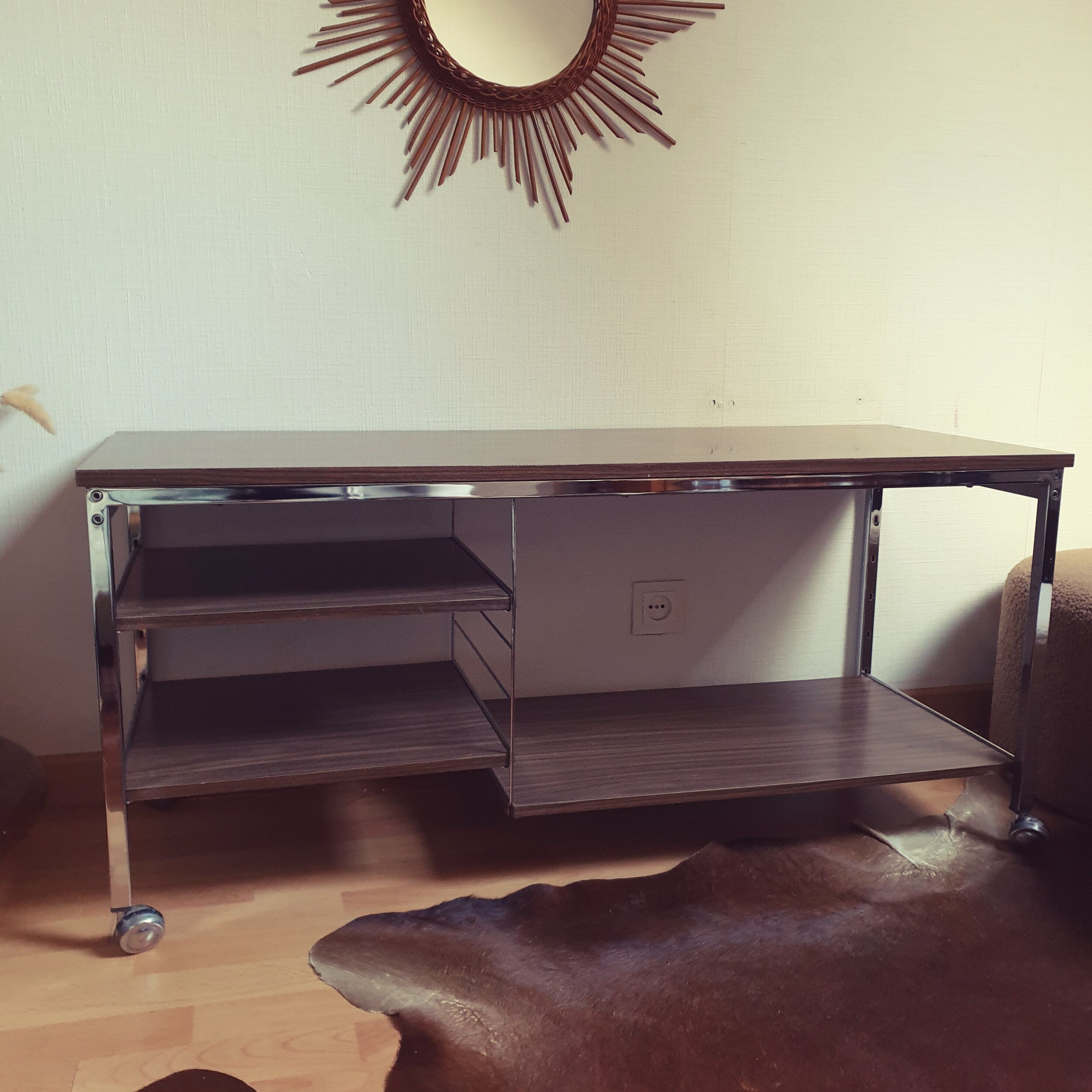 Meuble vintage télé, platine années 60