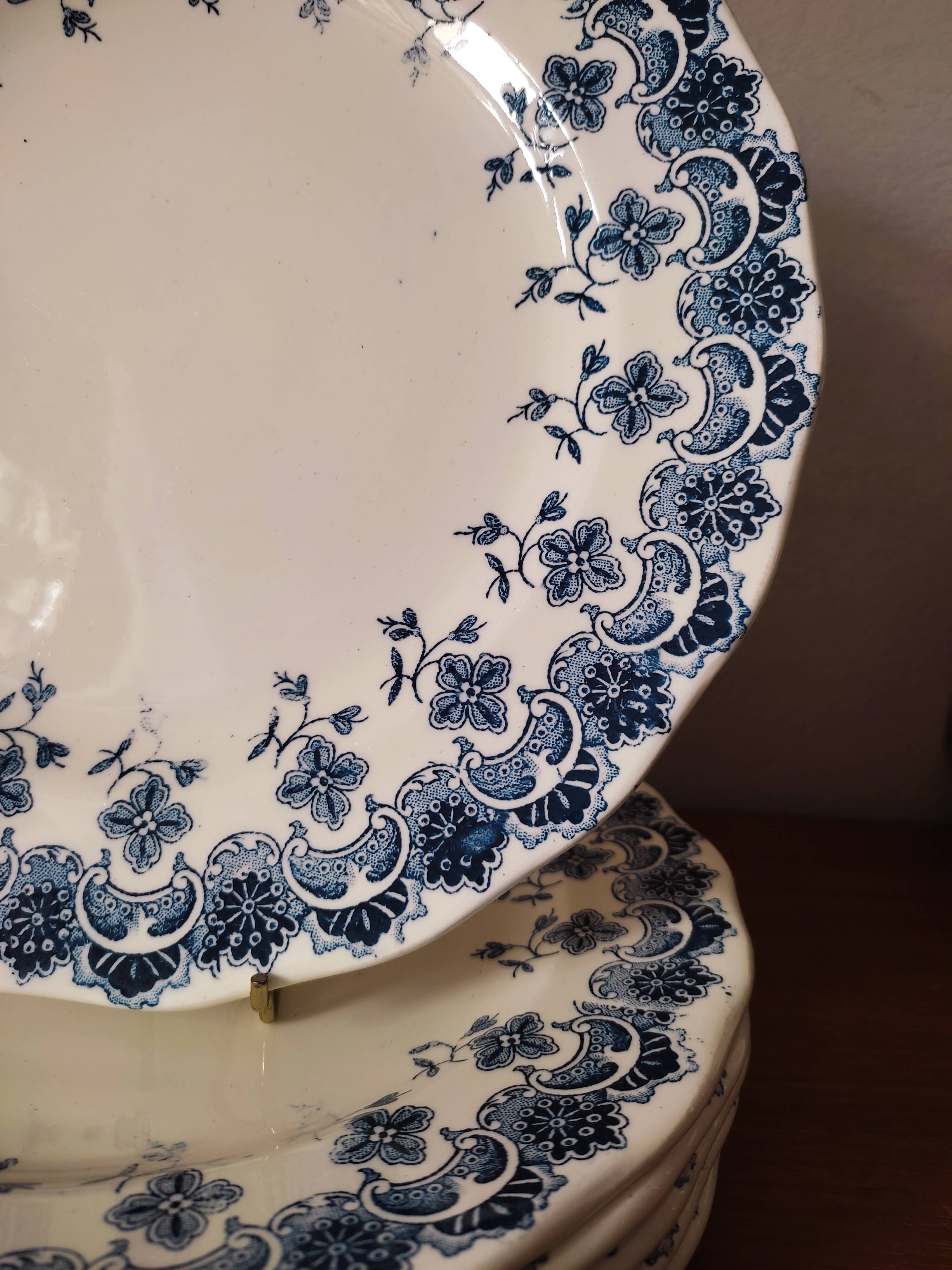 6 plates in earthenware iron by LG