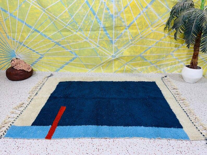 Handmade pure wool rug, size 150 x 250 cm.