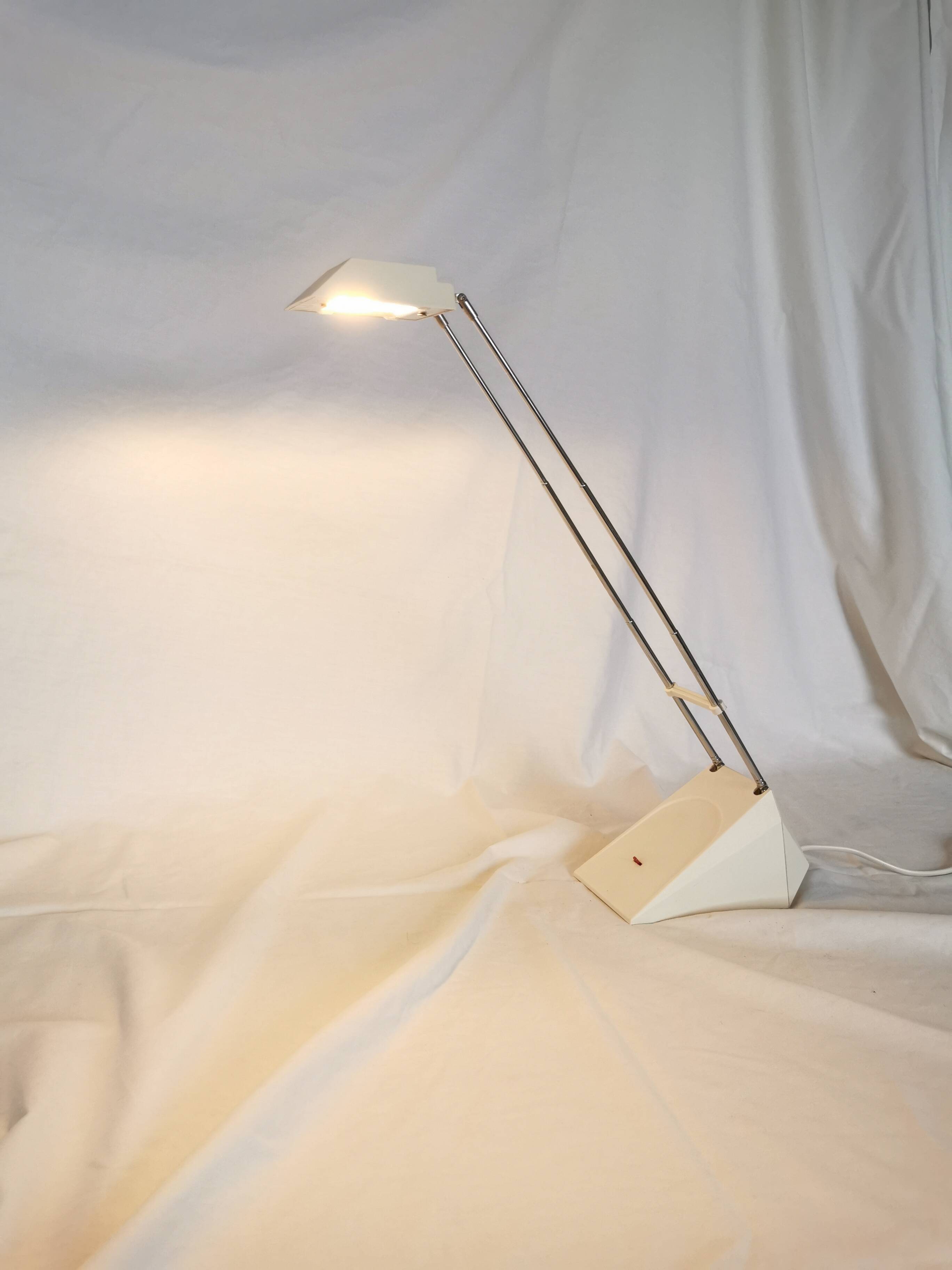 Telescopic halogen desk lamp, postmodern, 1980s