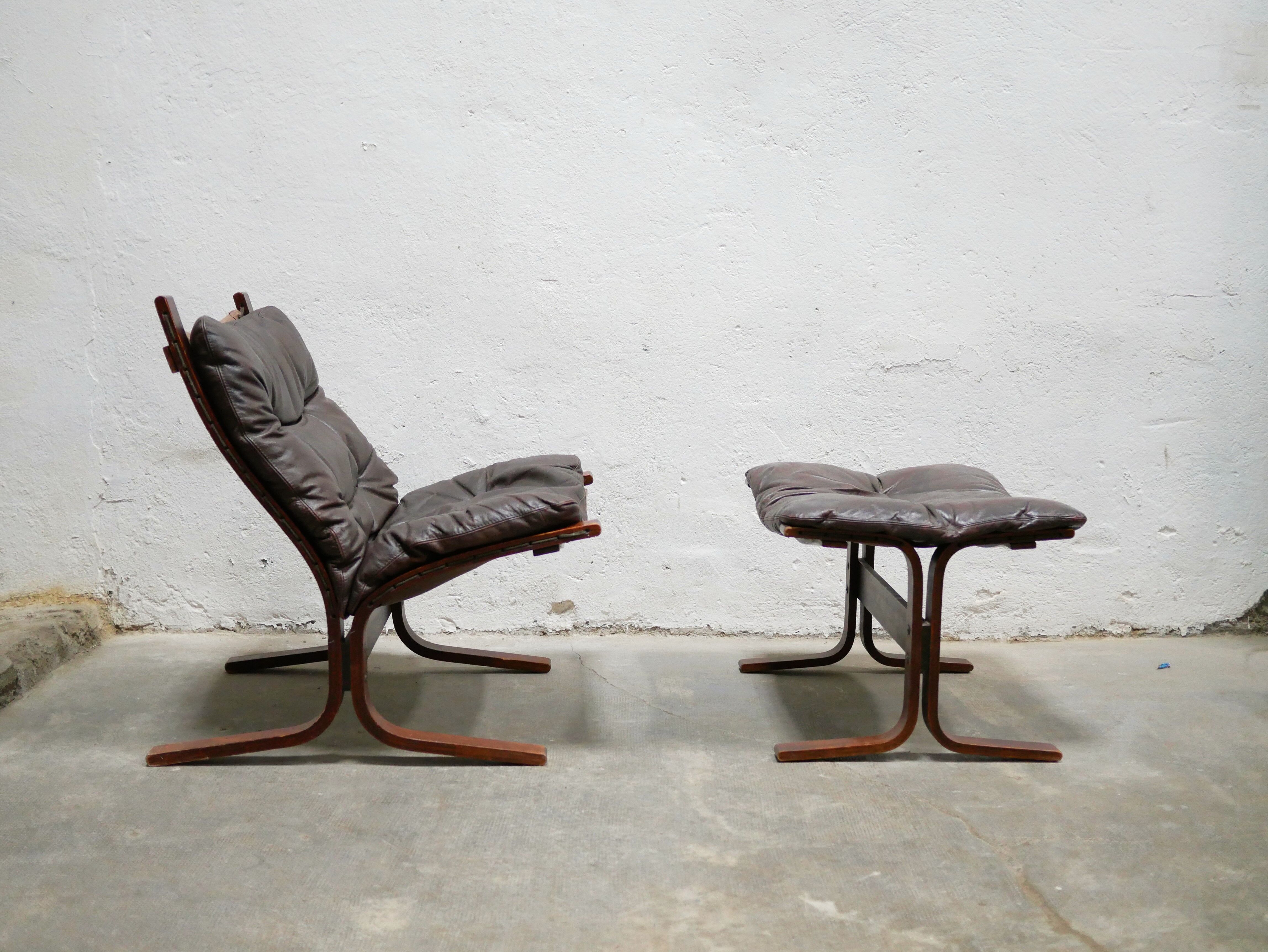 Scandinavian armchair and ottoman Siesta in brown leather by Ingmar Relling for Westnofa editions