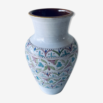 Vase coloré en terre cuite émaillée