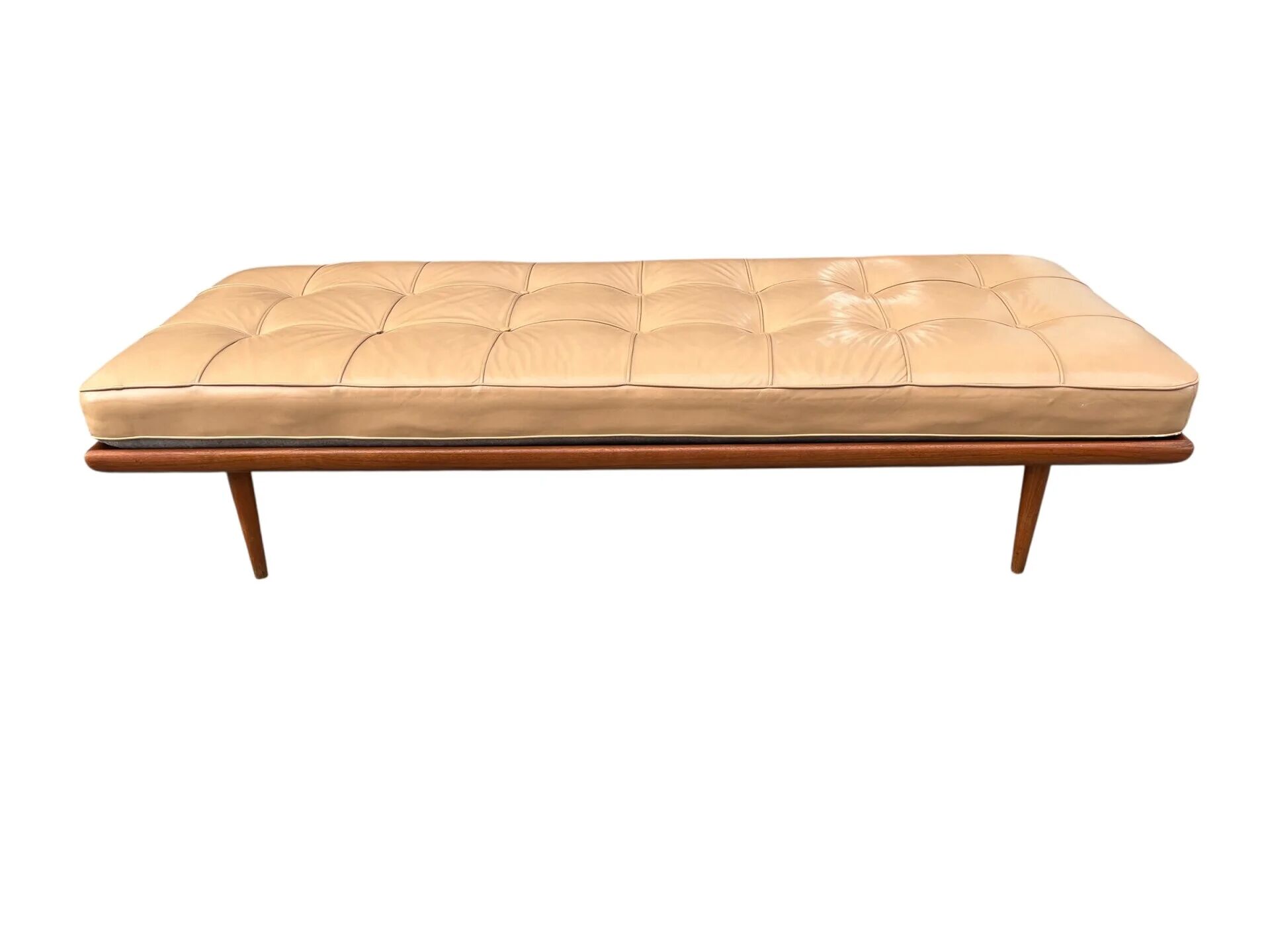 Leather daybed by Peter Hvidt for France & Son