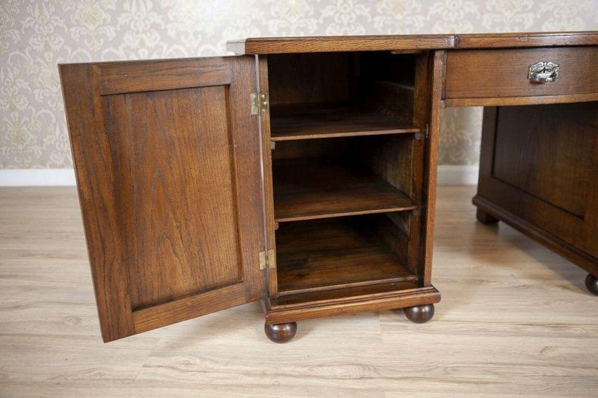 Bureau exécutif en chêne, années 1930