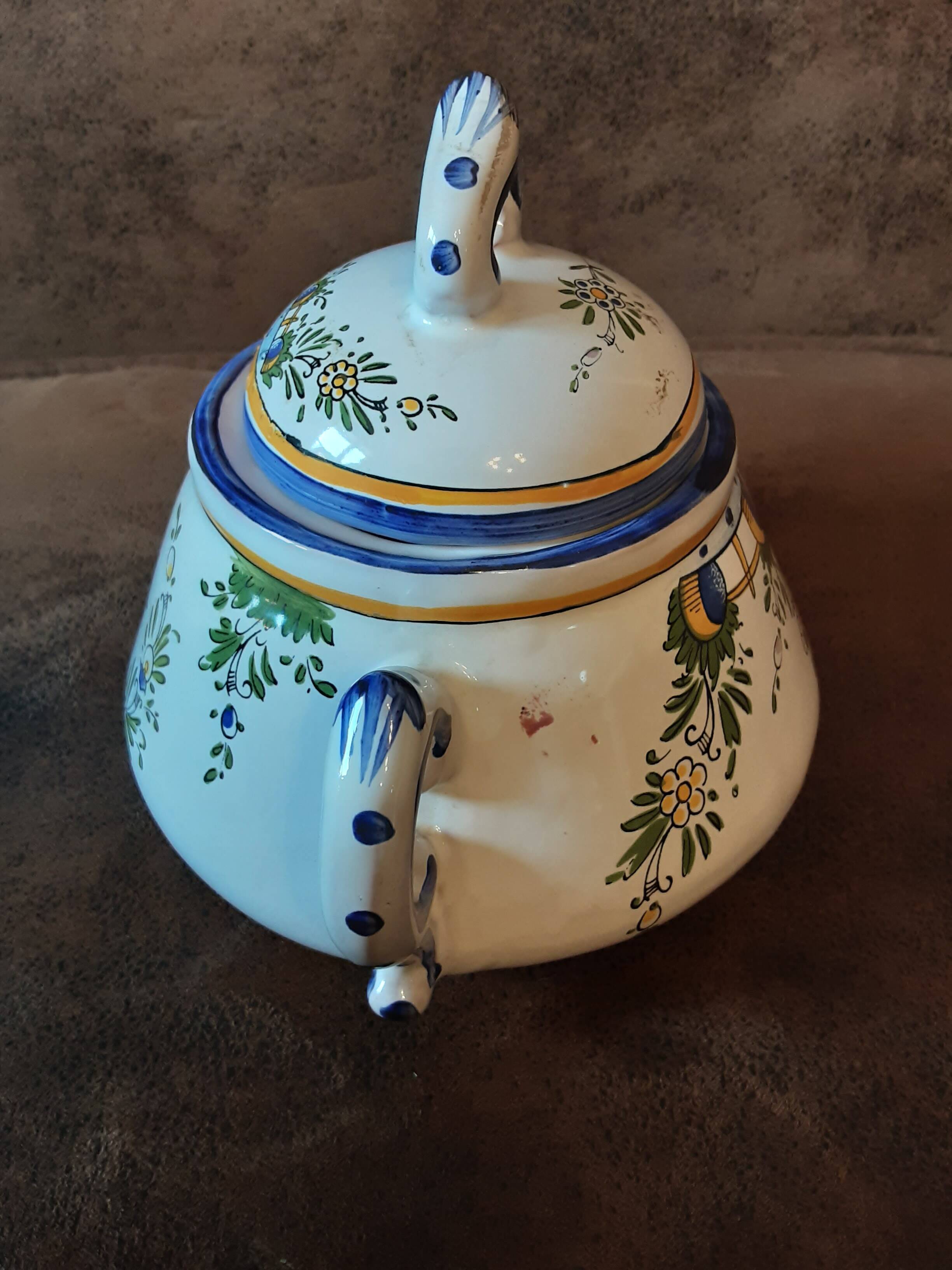 Sugar bowl, Angoulême art earthenware factory, Le Renoleau