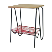 Side table is reviewed in scoubidou
