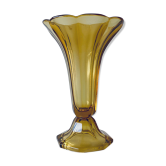 Vase tulipe ancien en verre ambré