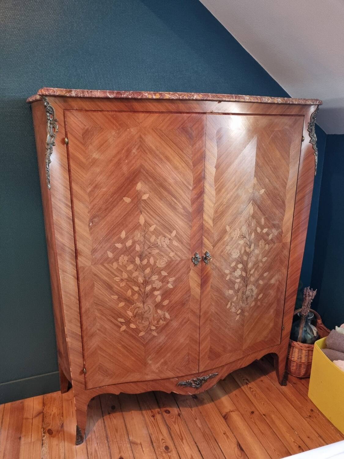 Commode ancienne en bois de rose