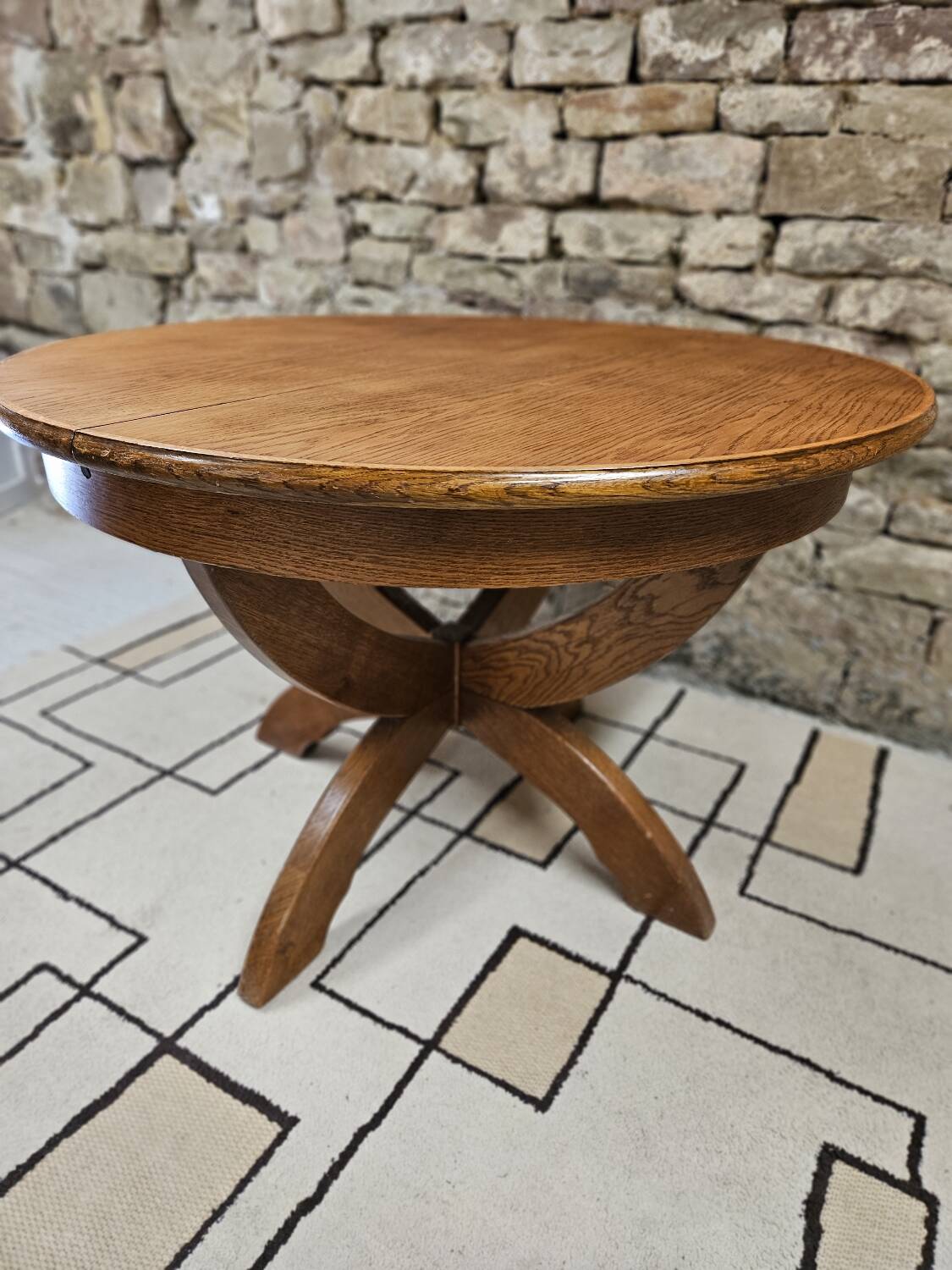 Vintage 1970s round dining table