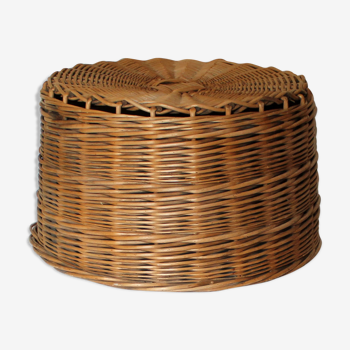 Rattan ottoman