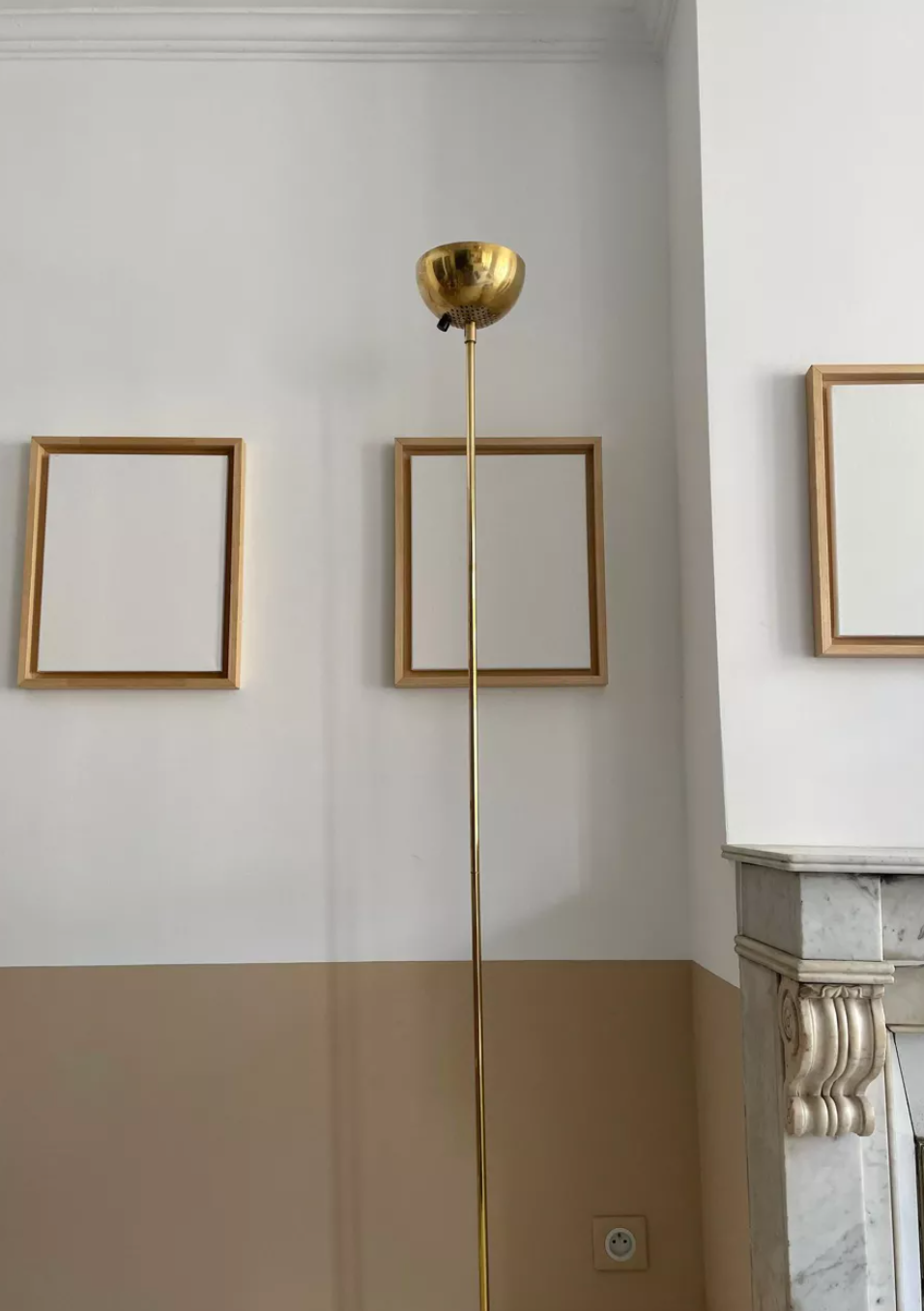 Vintage modernist floor lamp Saint Germain Lumière, brass, France 1980