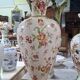aiguière décorative en faïence polychrome – Décor floral – Style rocaille