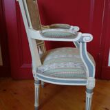 Fauteuil d'enfant ancien style Louis XVI