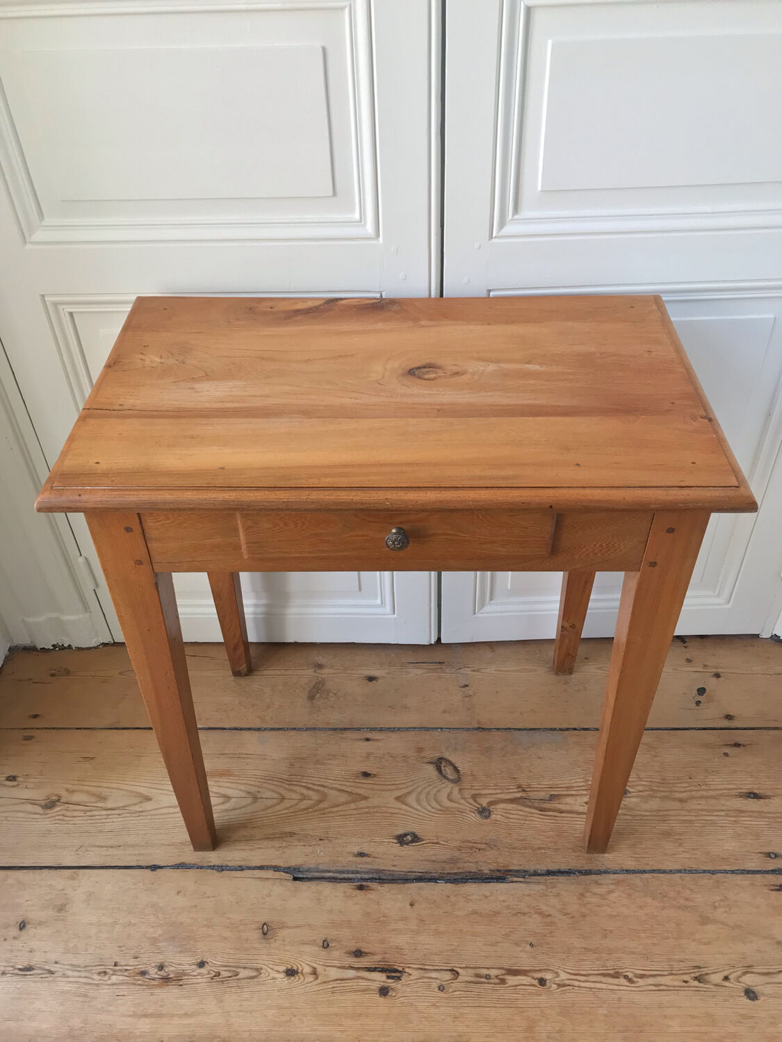 Solid oak table 1 drawer
