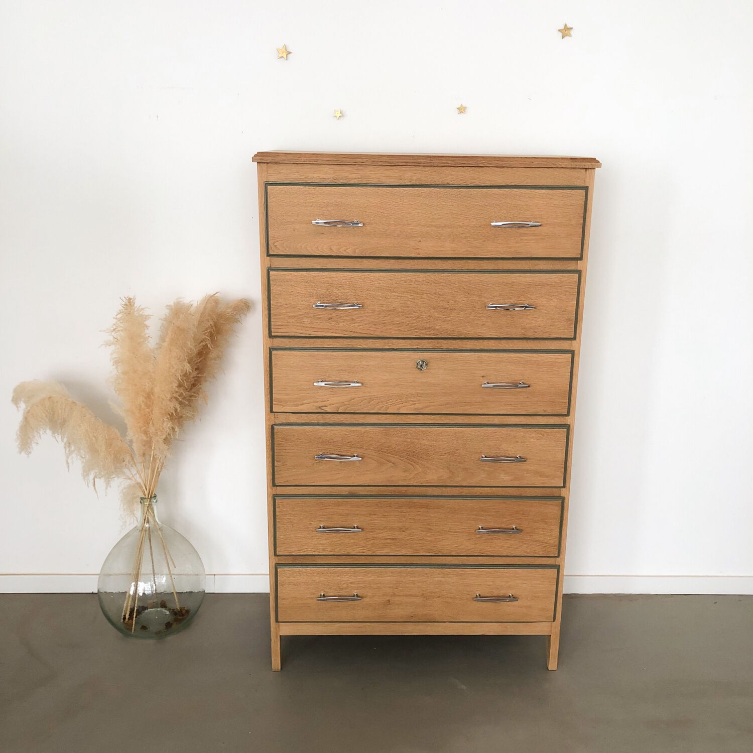 6-drawer chest of drawers in oak