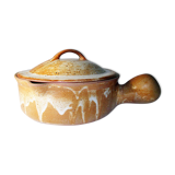 Sandstone pan with lid