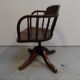 Chaise de bureau pivotante antique