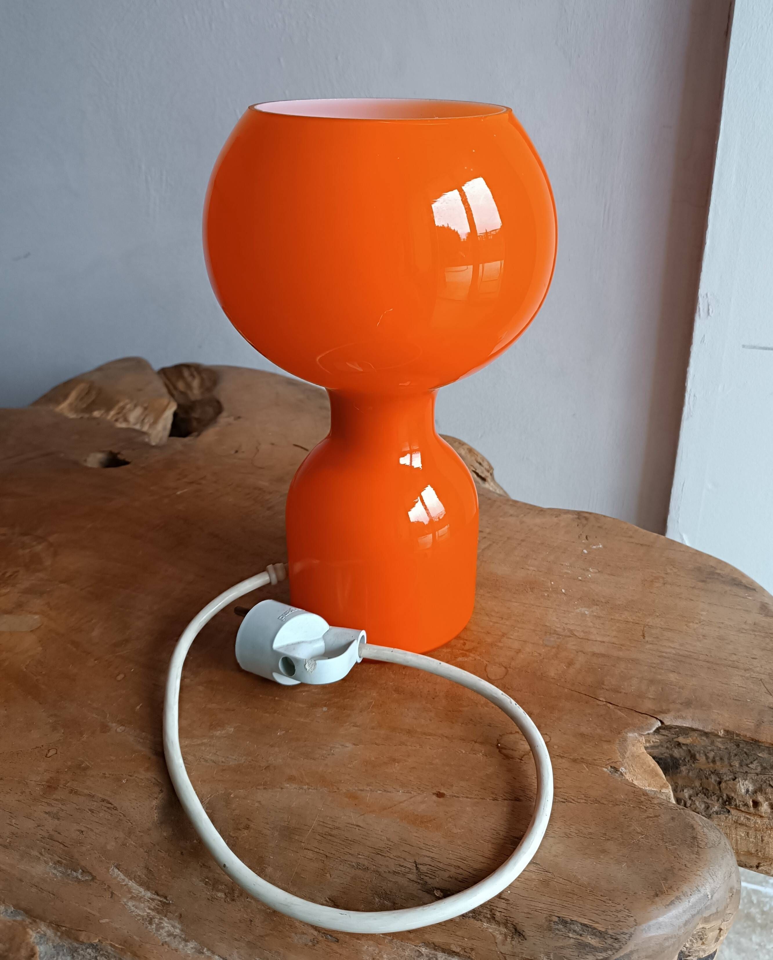 Lampe champignon Space Age en verre opalin orange 1970