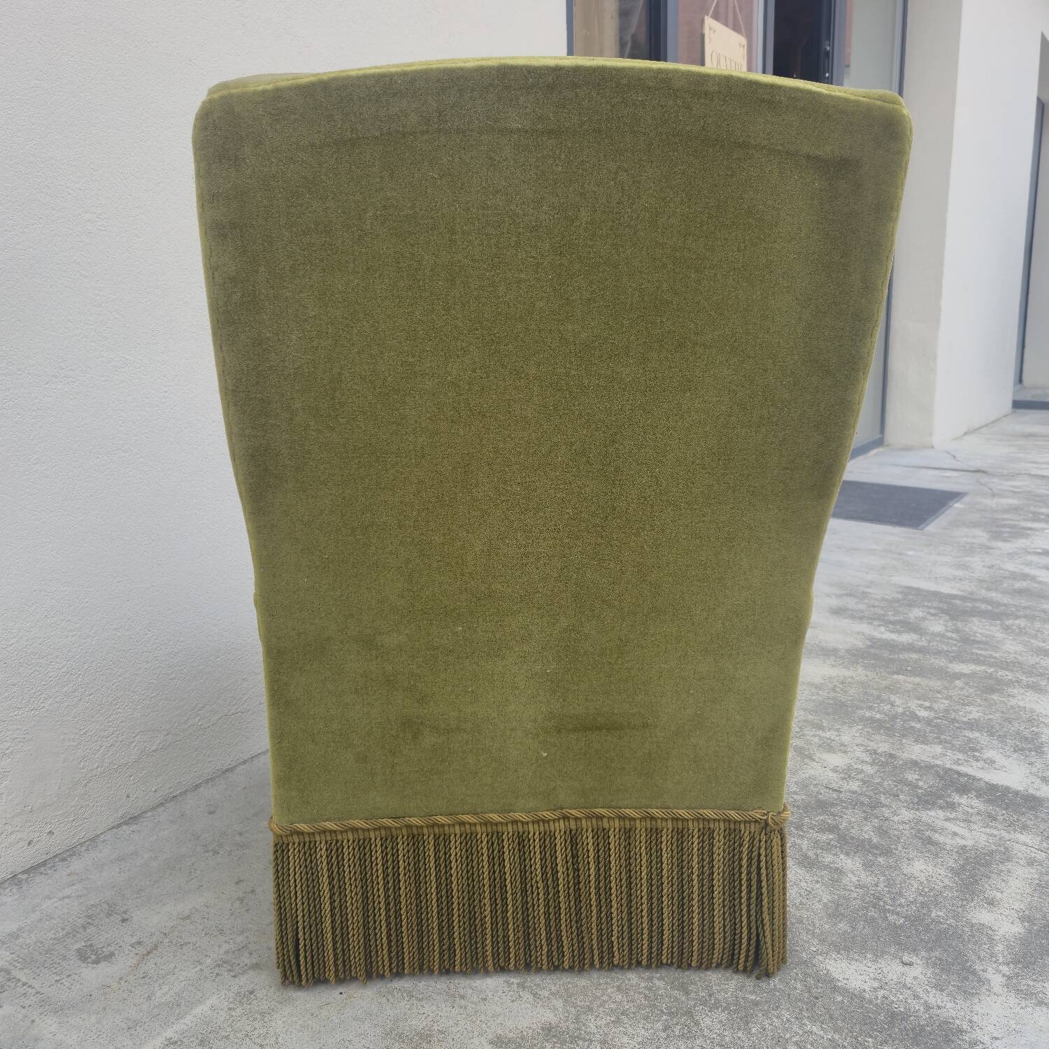 Napoleon III period velvet toad armchair, 19th century