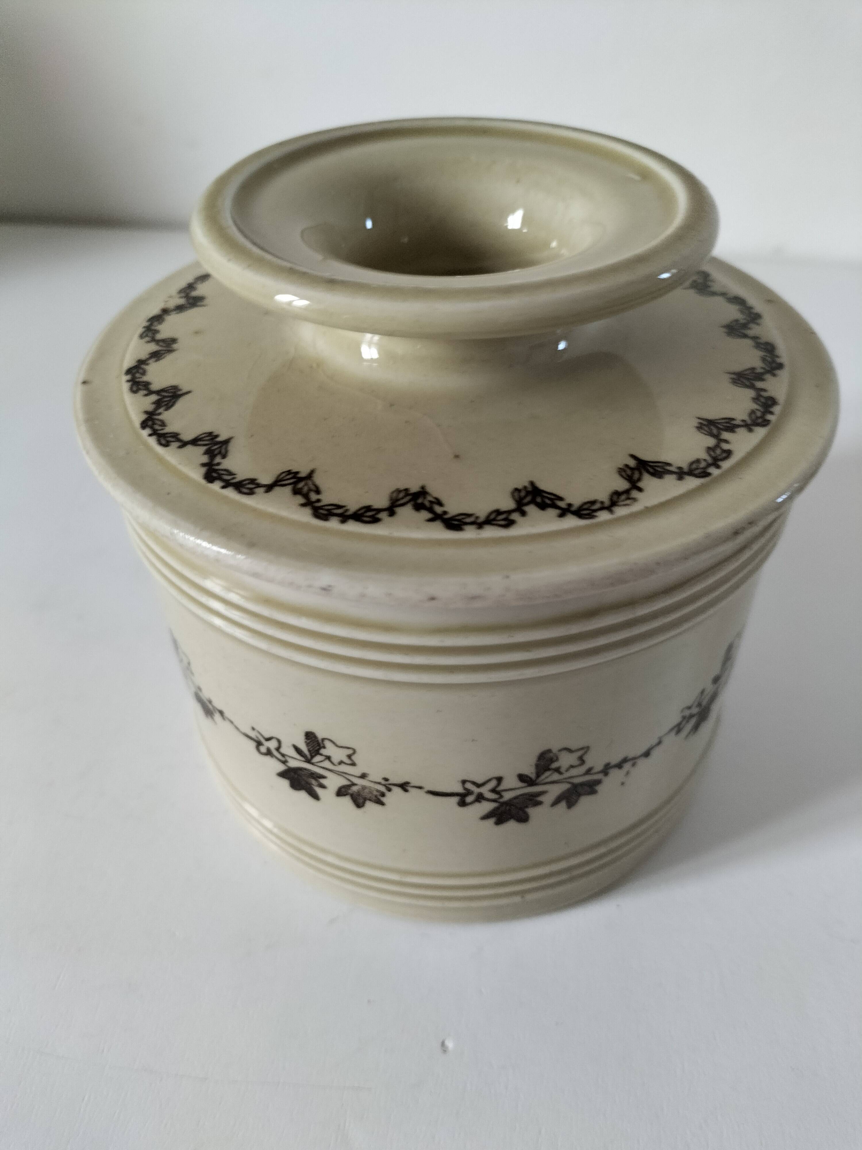 Beurrier à eau Saint-Uze Revol, décor lierre, modèle n°312, avant 1911
