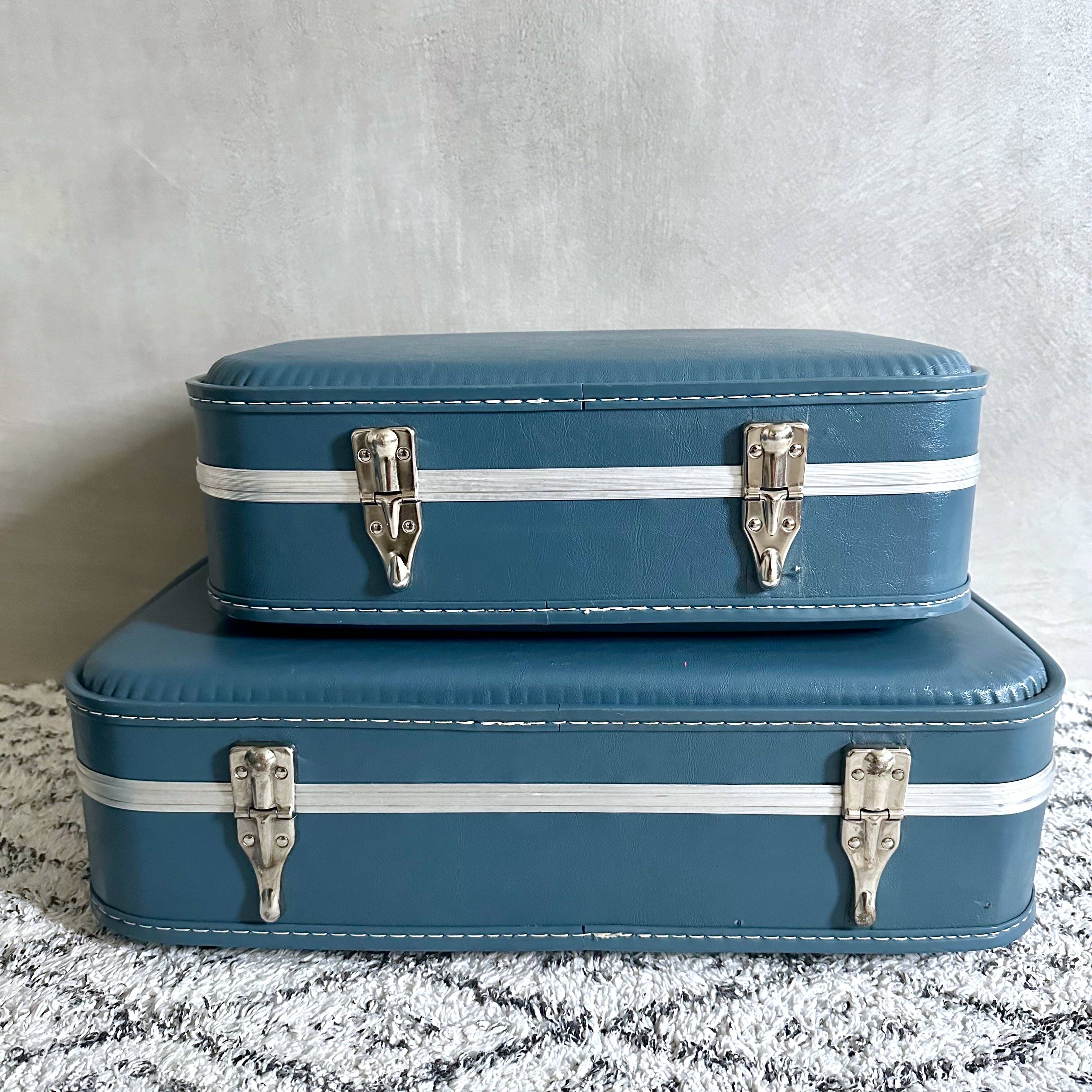 Vintage suitcase set Air France stewardess, cosmetic case, hard shell suitcase, hat box