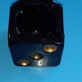 Walnut and gold ashtray in the shape of a playing dice - Golden reliefs and 4 cigarette notches