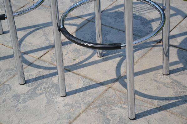 2 chaises de bar ''Calligaris'' métal chromé assise refaite