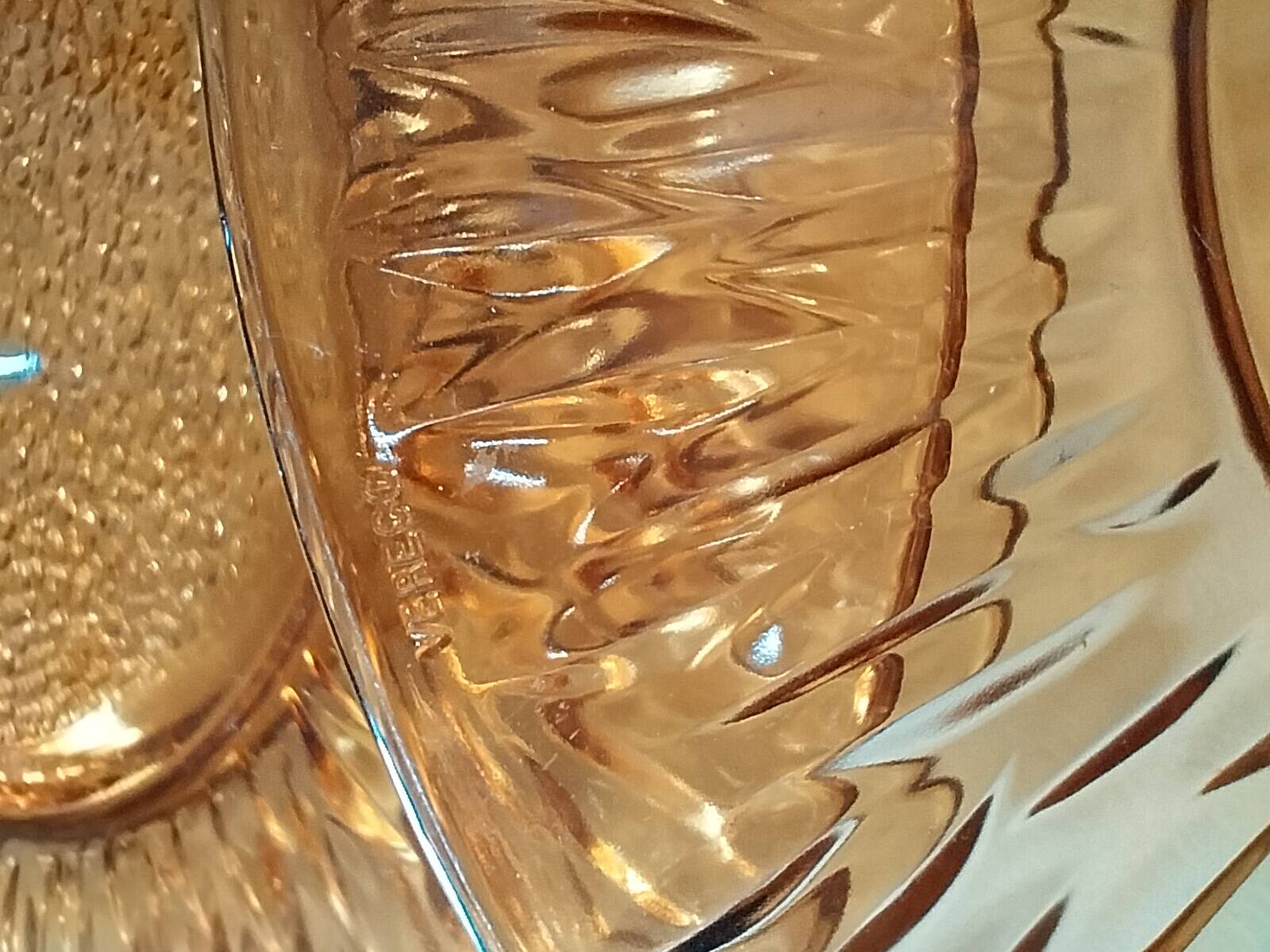 Vereco Sunflower amber plates – 8 vintage pieces (4 dinner plates, 4 dessert plates)