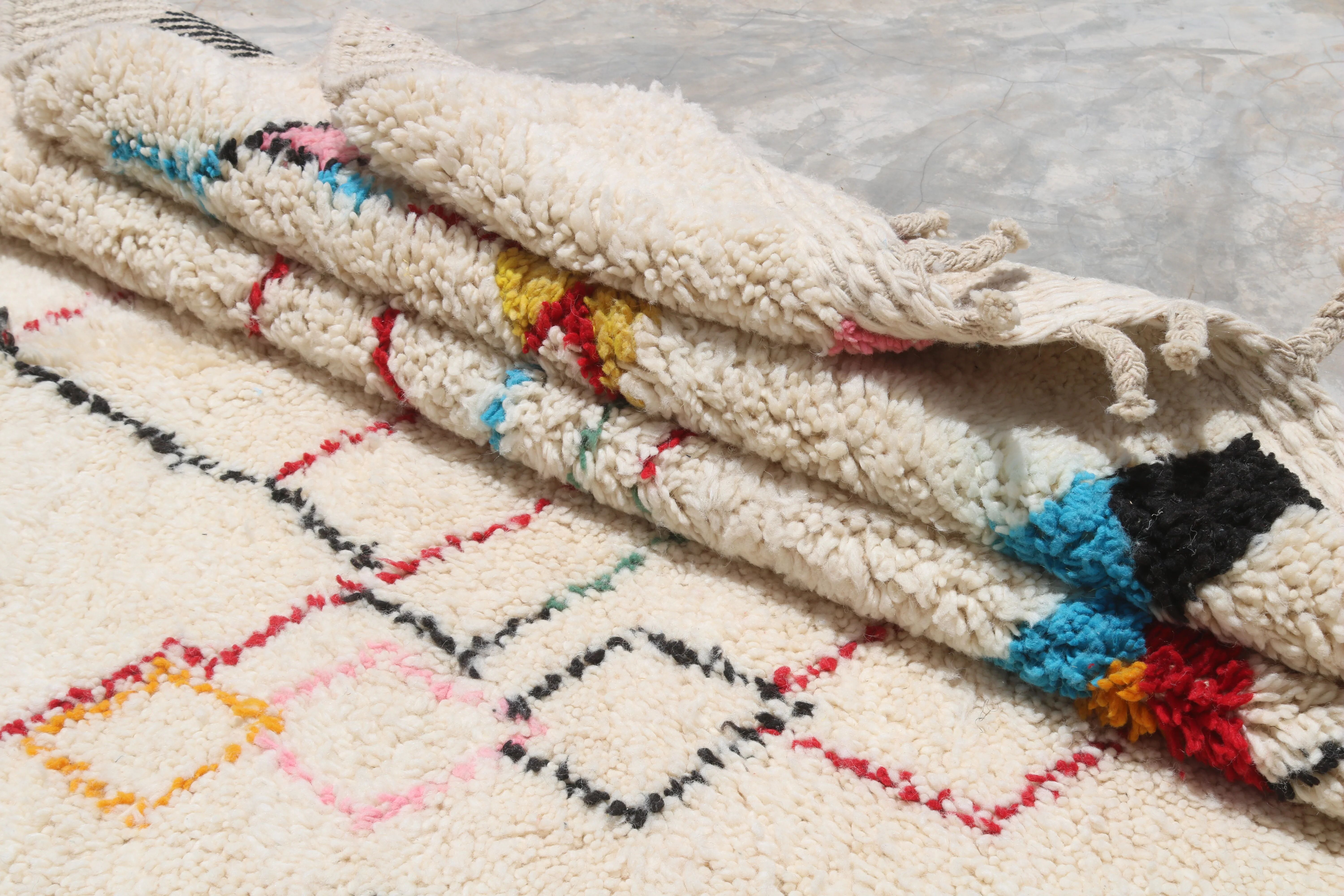 Large handmade colourful rug, 300 x 210 cm - G1081