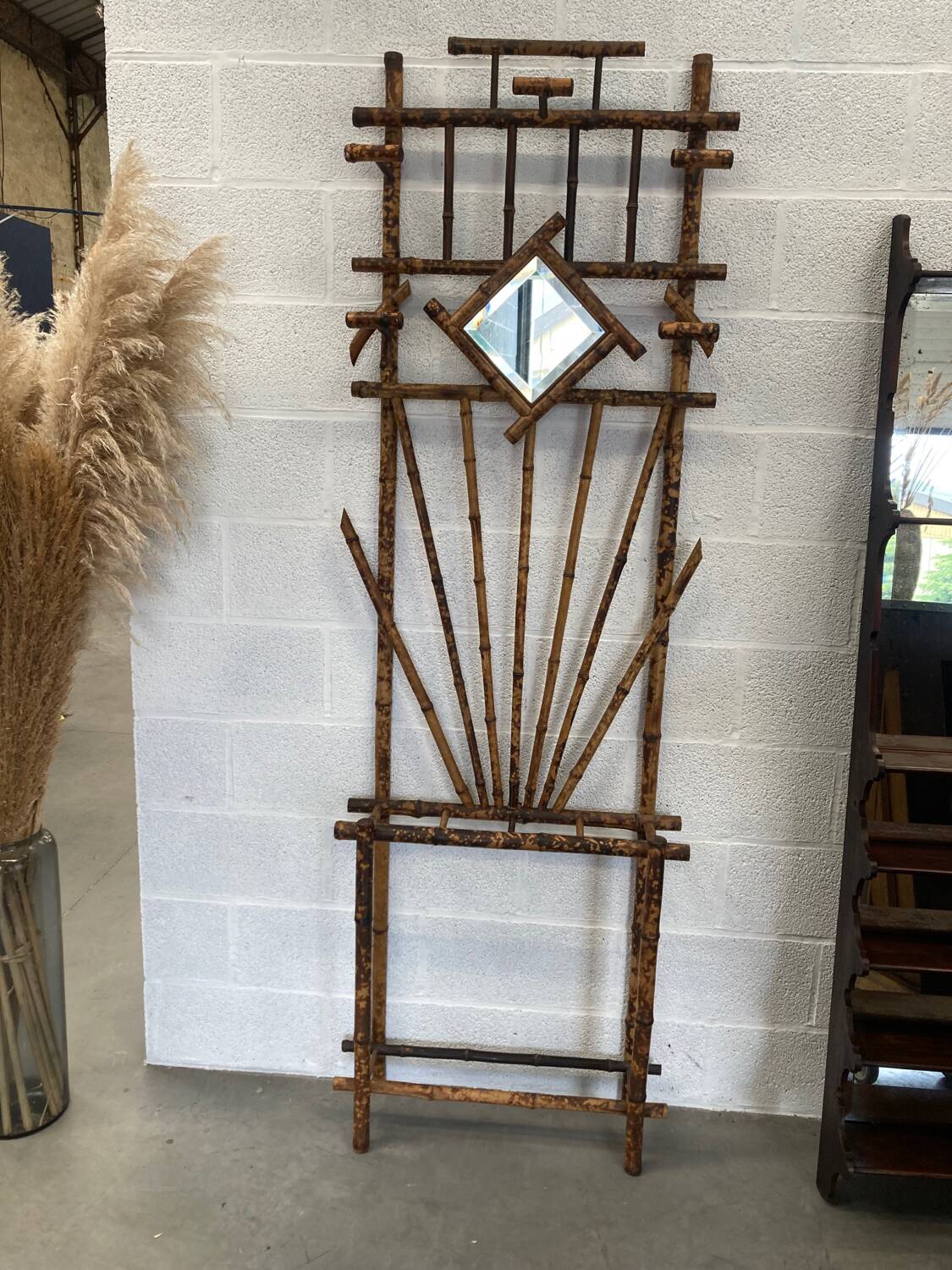 Ancien porte-manteau en bambou
