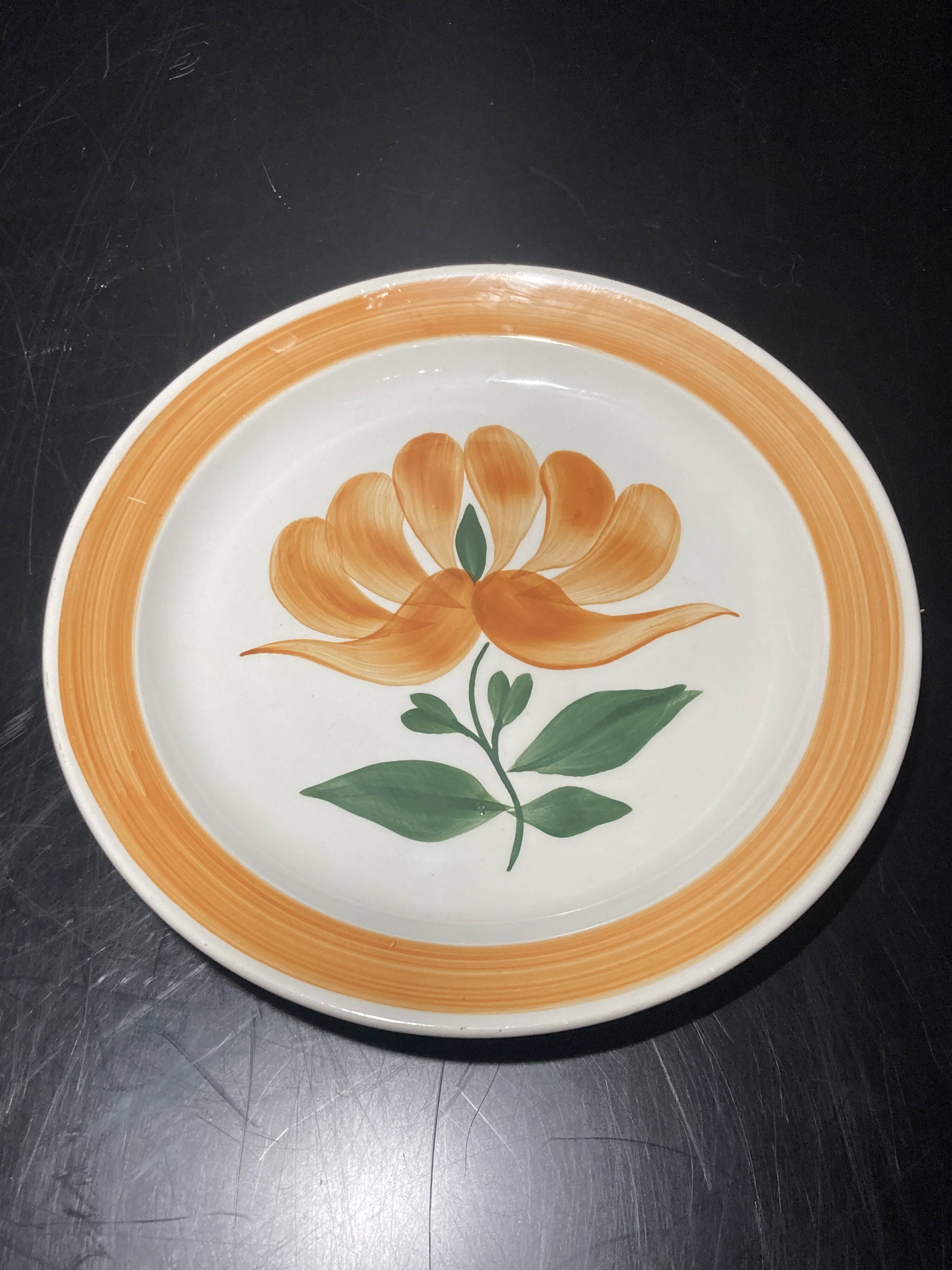 Set of twelve ceramic flat plates by Gien, Mougins decor