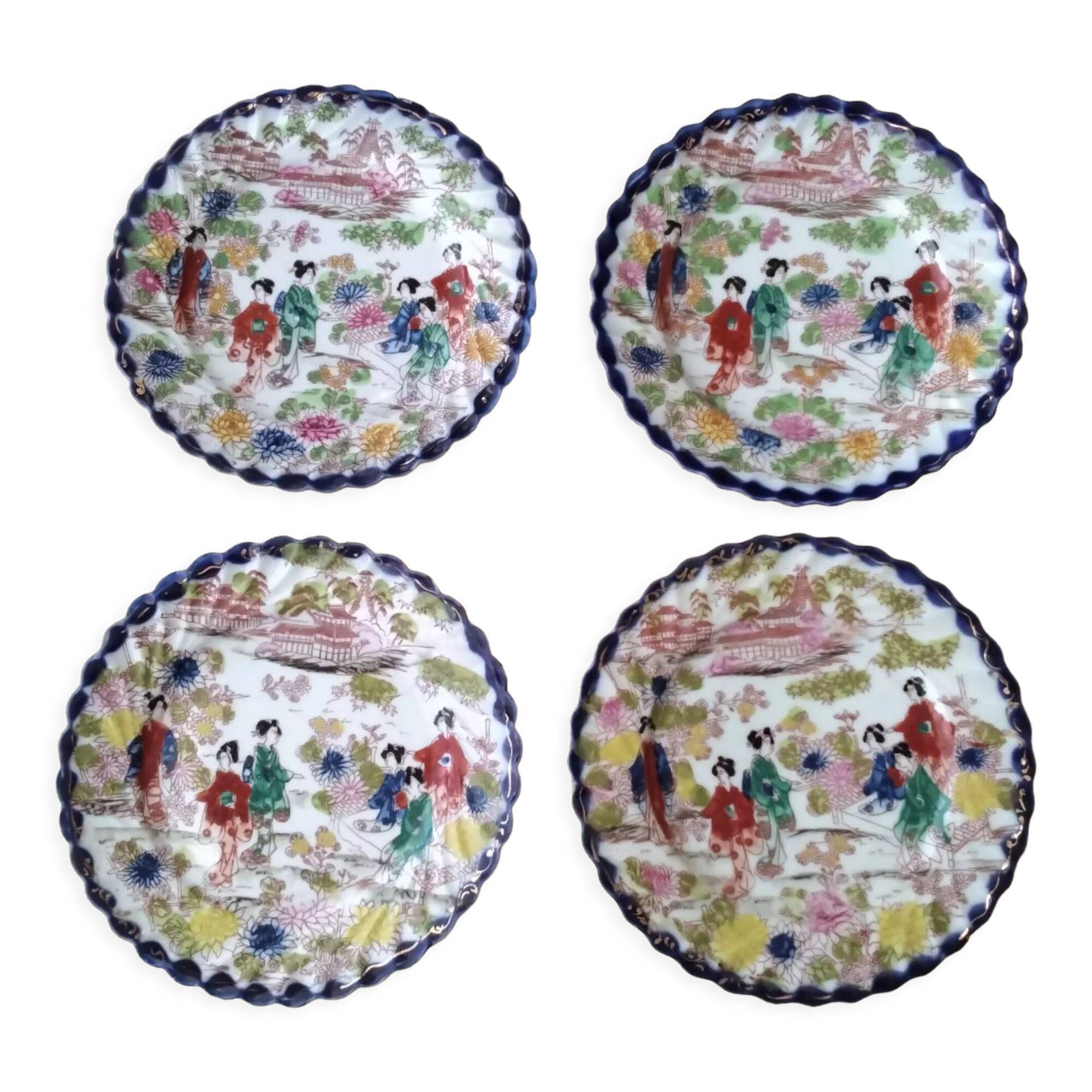 Set of 4 dessert plates made of Japanese porcelain