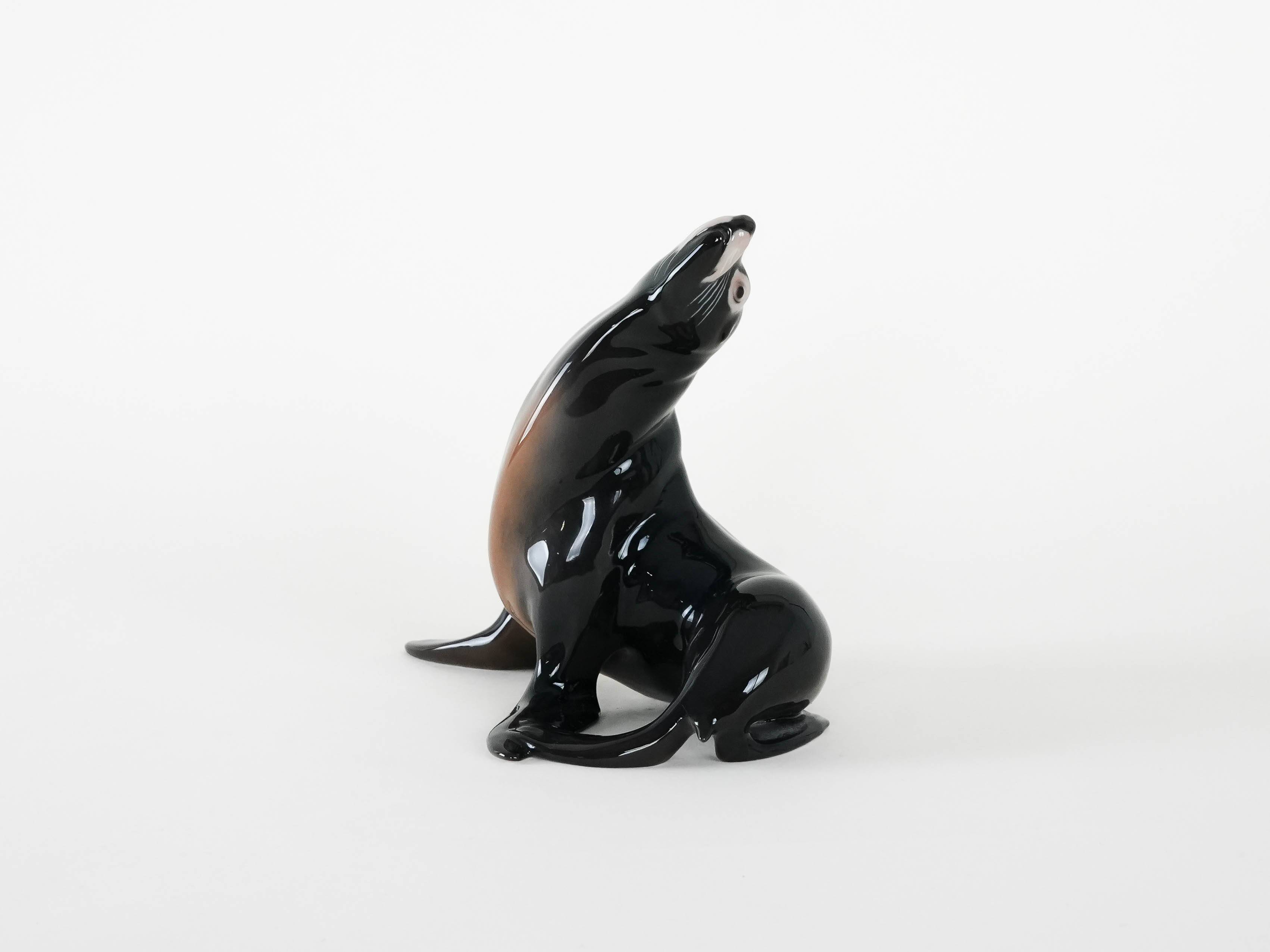 Figurine d'otarie en porcelaine, design danois, années 1970, fabricant : Bing & Grø