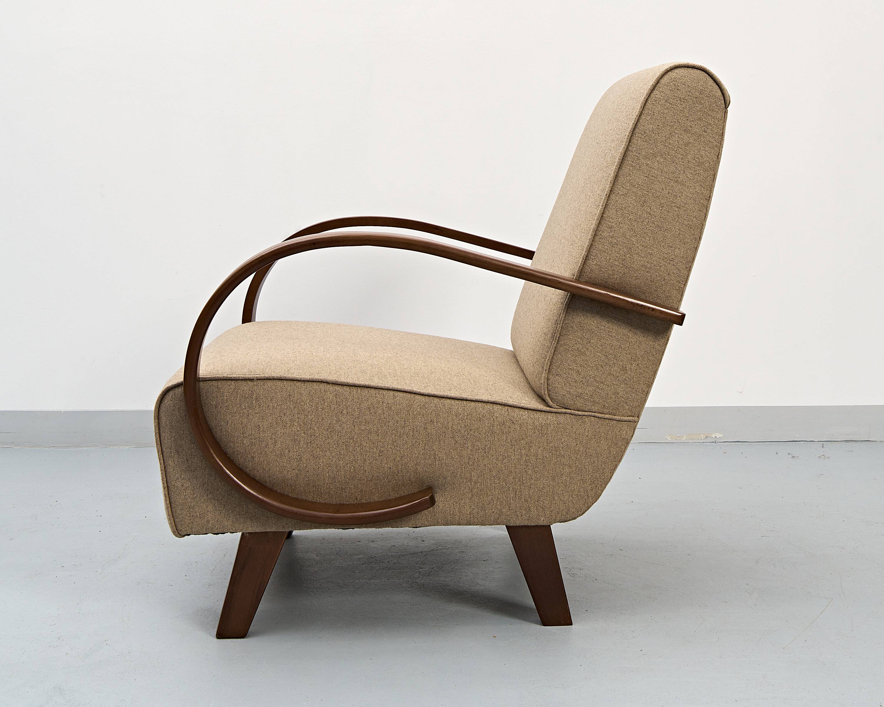 Type C Armchair by Jindřich Halabala, 1930s
