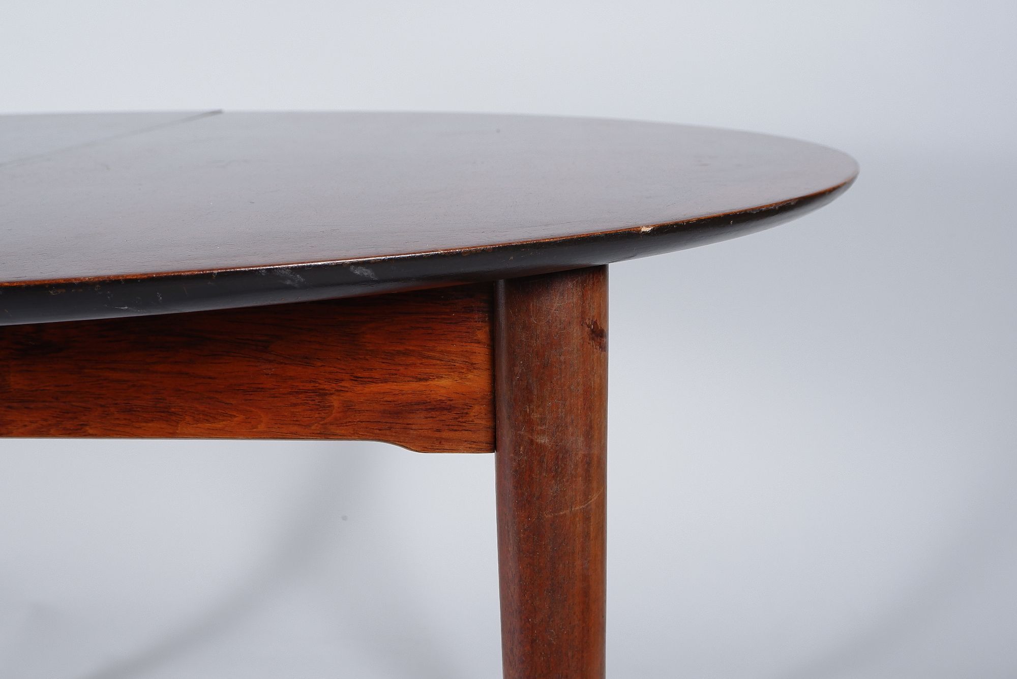 Rosewood sixties Dining Table