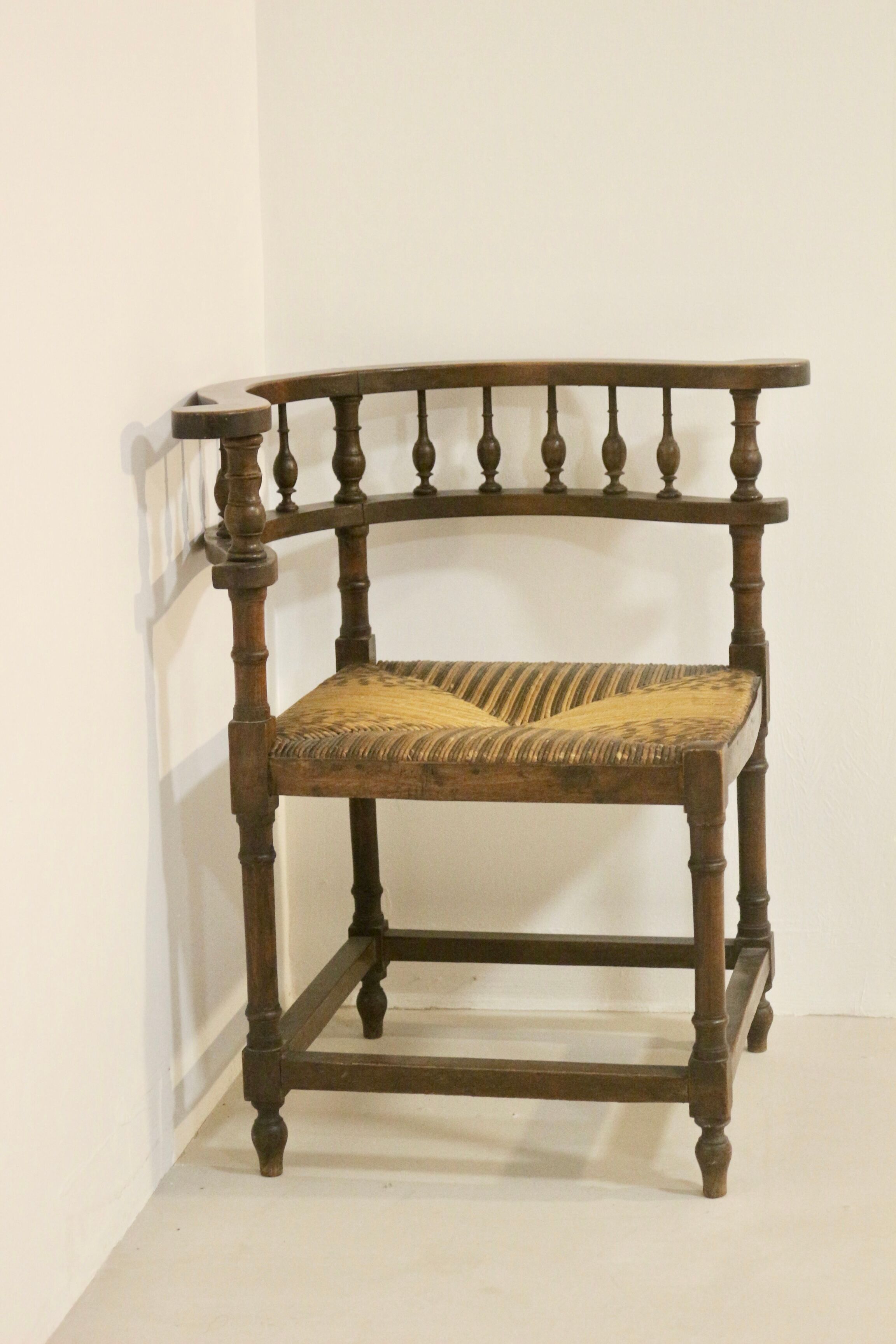 Vintage corner chair, sculpted backrest 1940