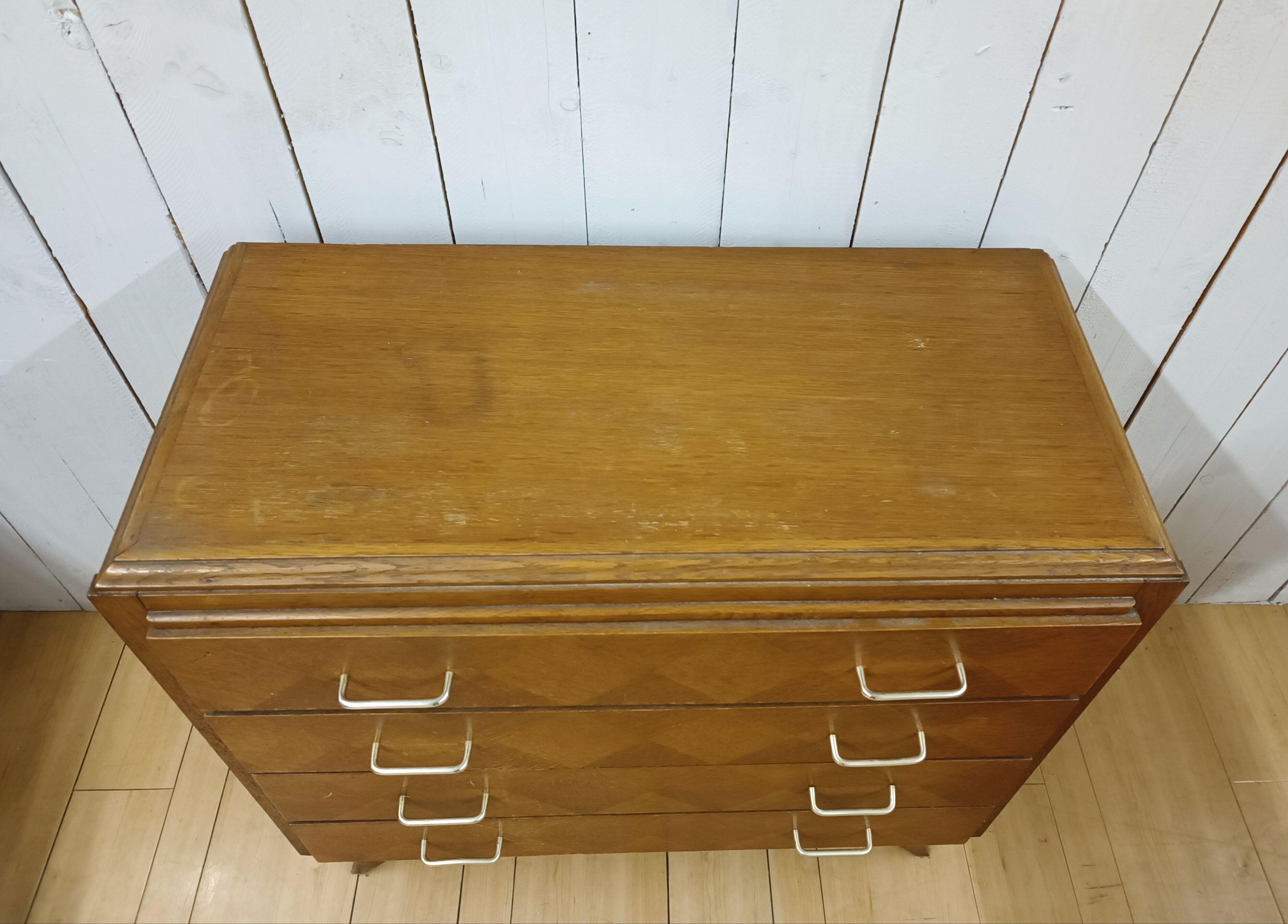 Vintage chest of drawers
