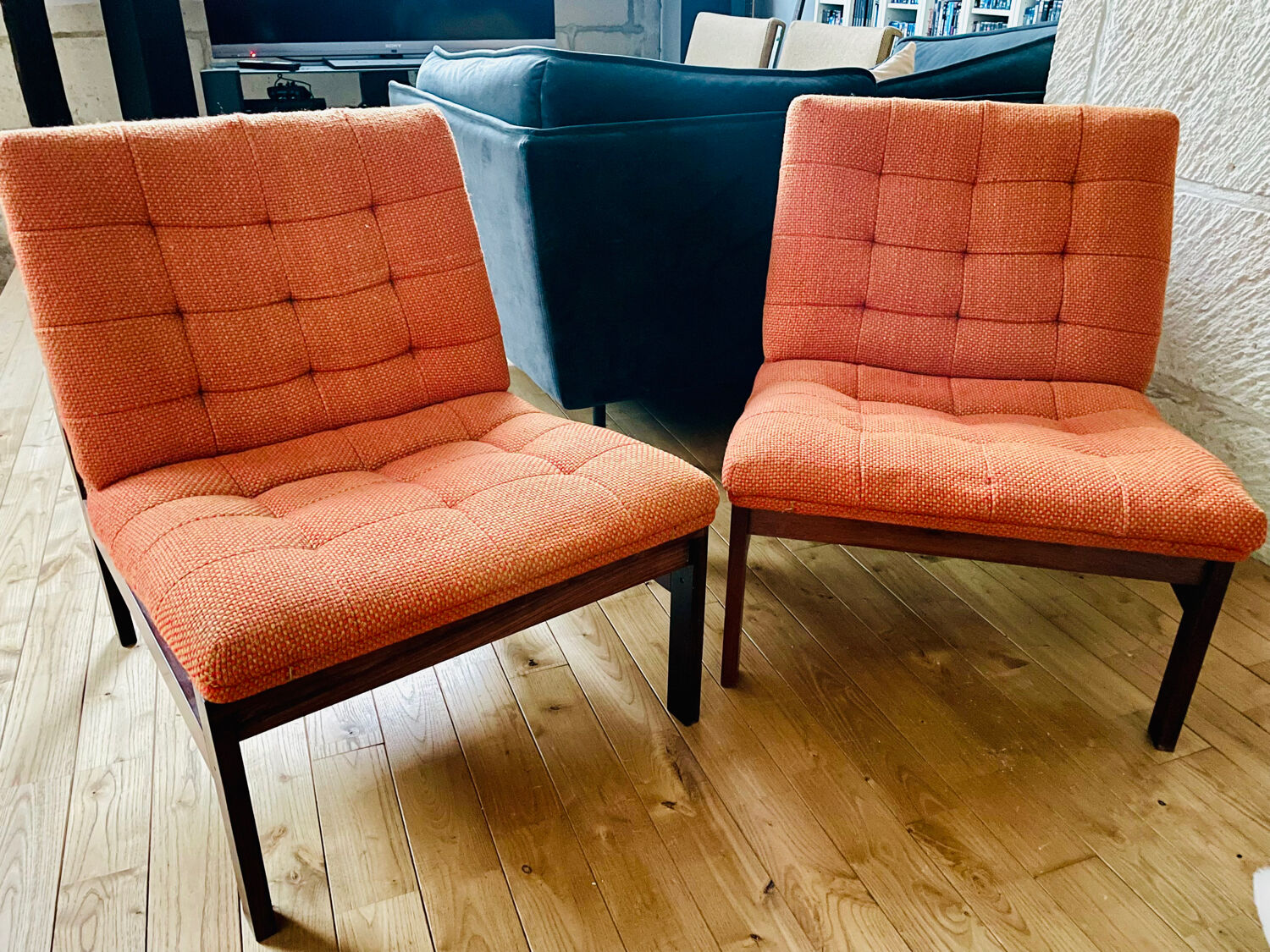 Paire chauffeuses scandinaves vintage