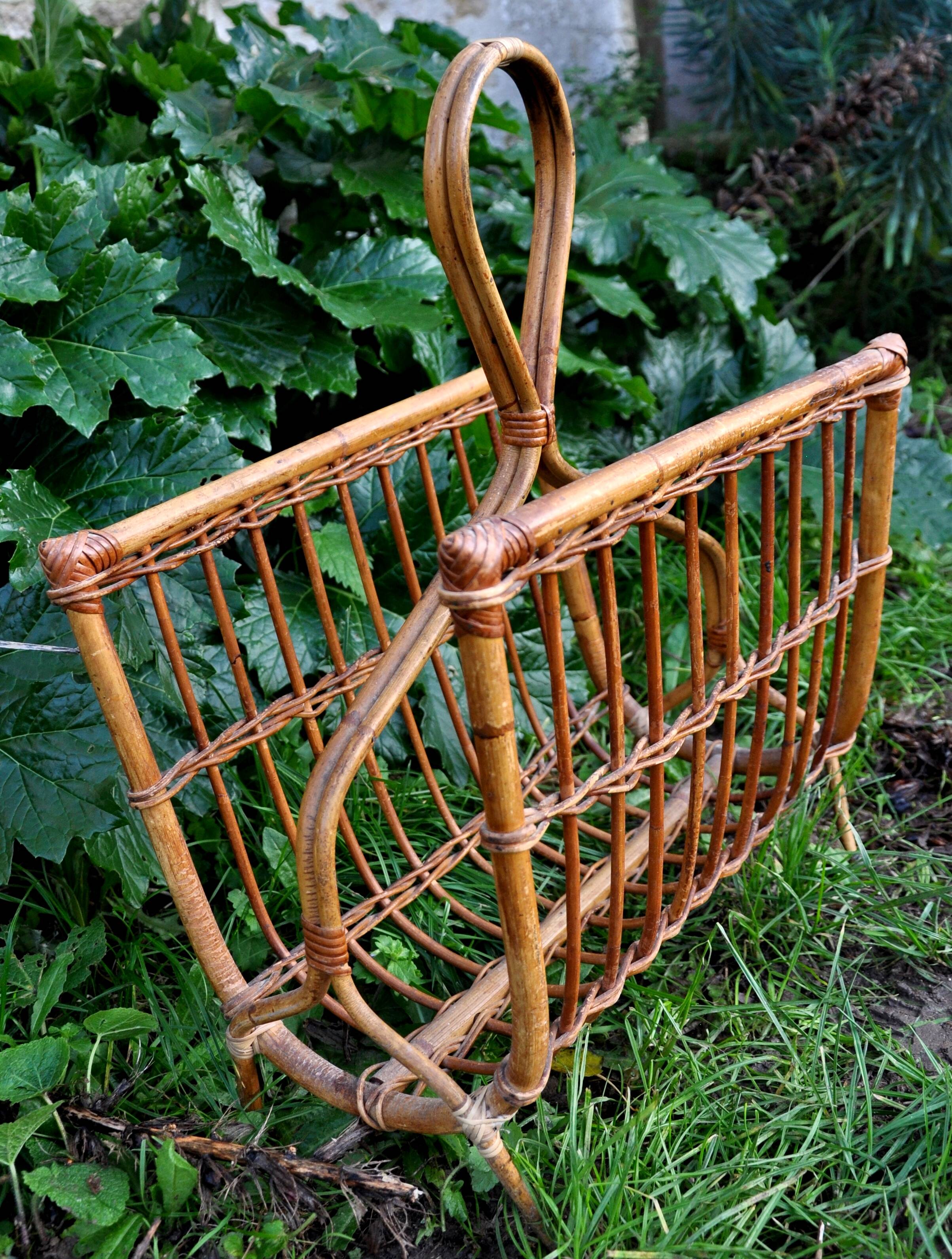 Rattan magazine rack