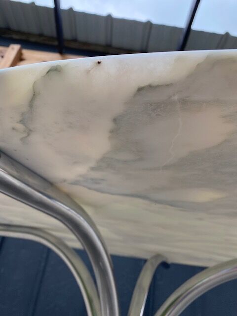 Table ovale marbre arabescato roche et bobois 1970