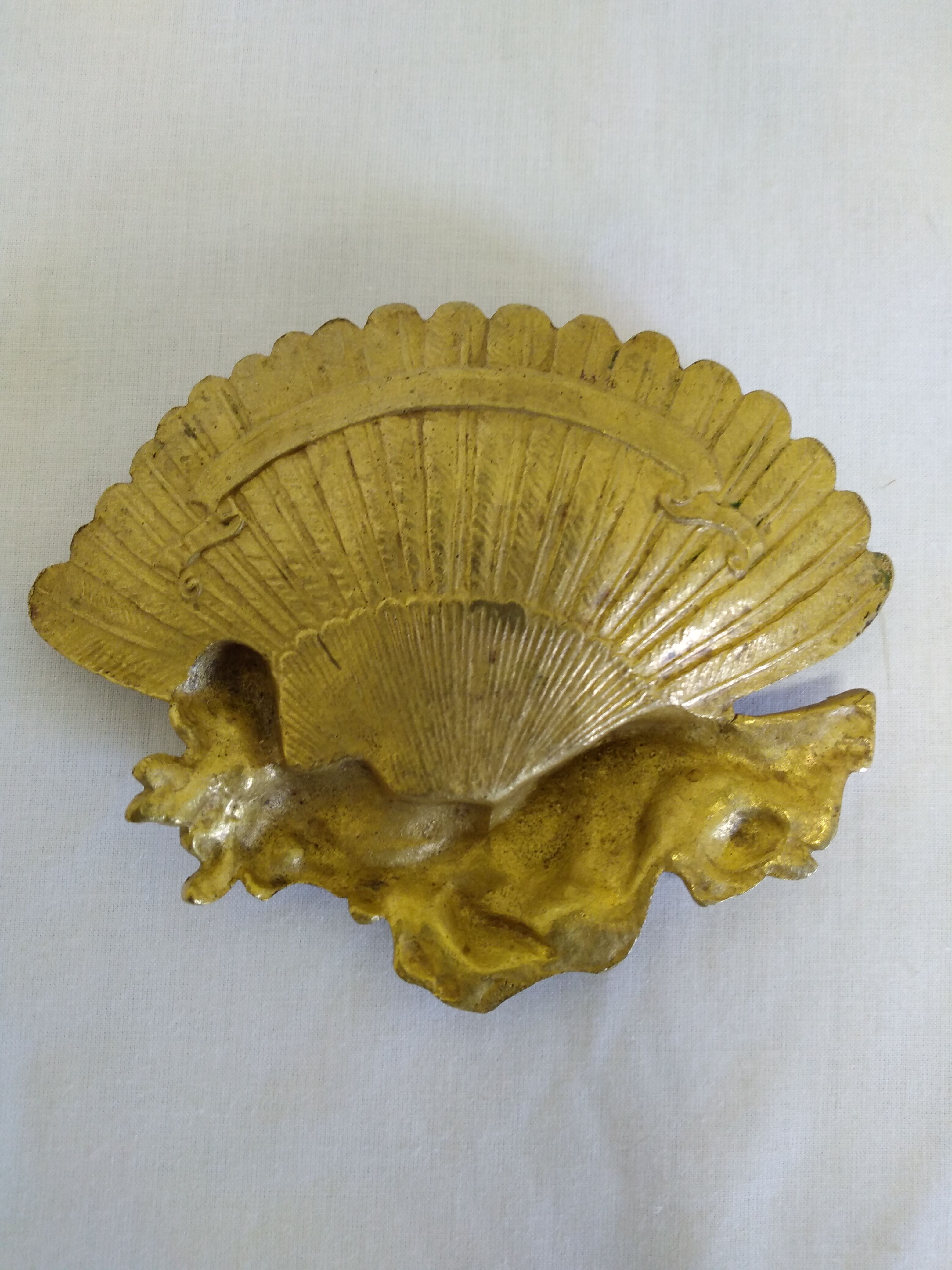 Cendrier/ vide poche en bronze ancien