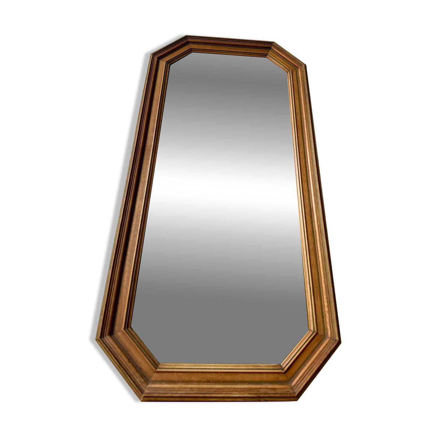 Miroir octogonal nervuré en bois doré