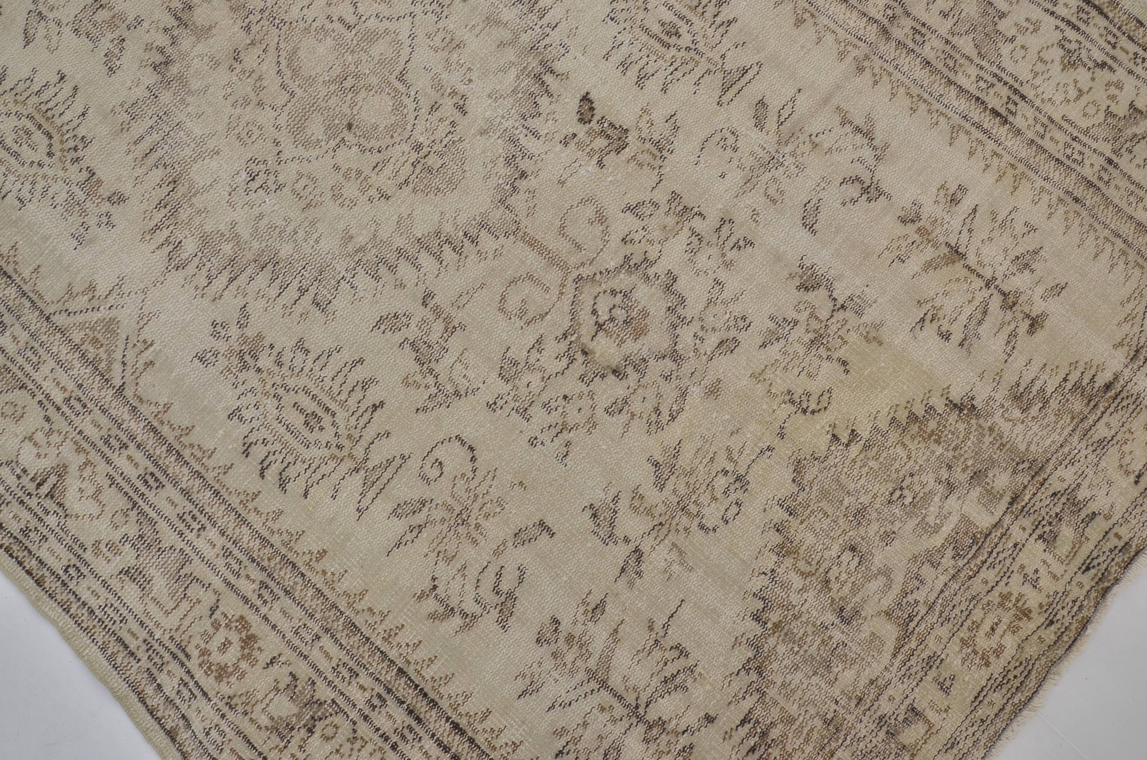 Tapis Oushak beige
