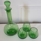 Carafe and its three glasses