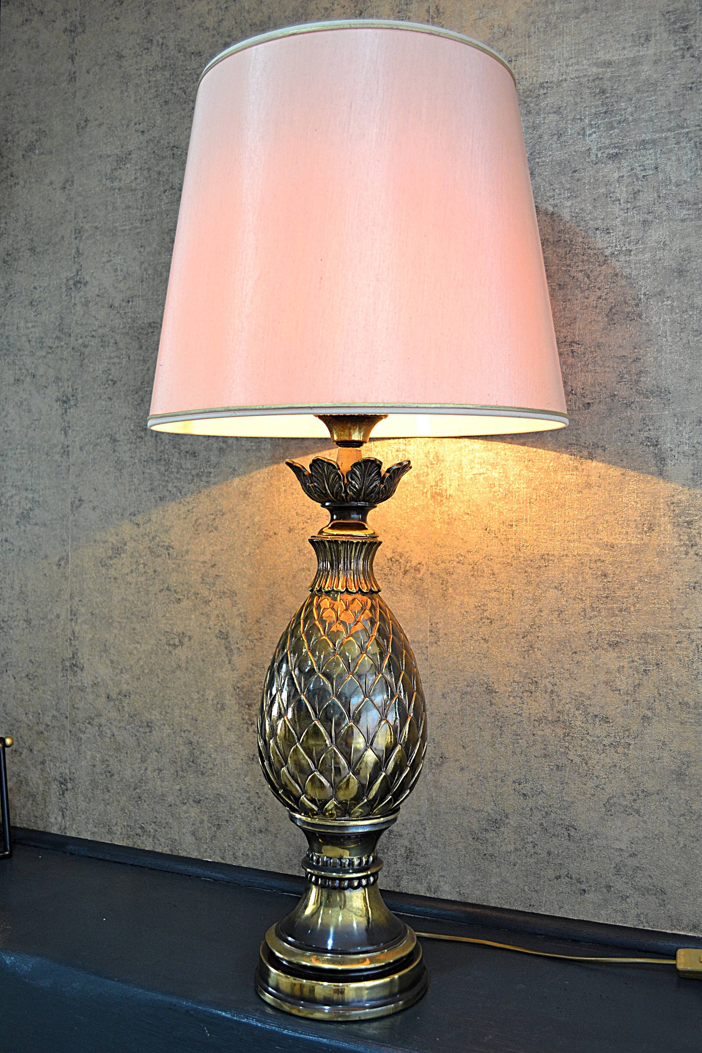 Vintage Pineapple Table Lamp