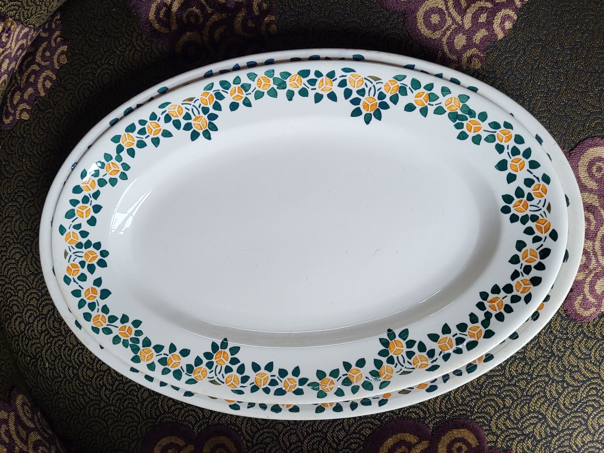 Two serving dishes Rita • Givors • France