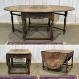 English oak drop-leaf table from the early 20th century
