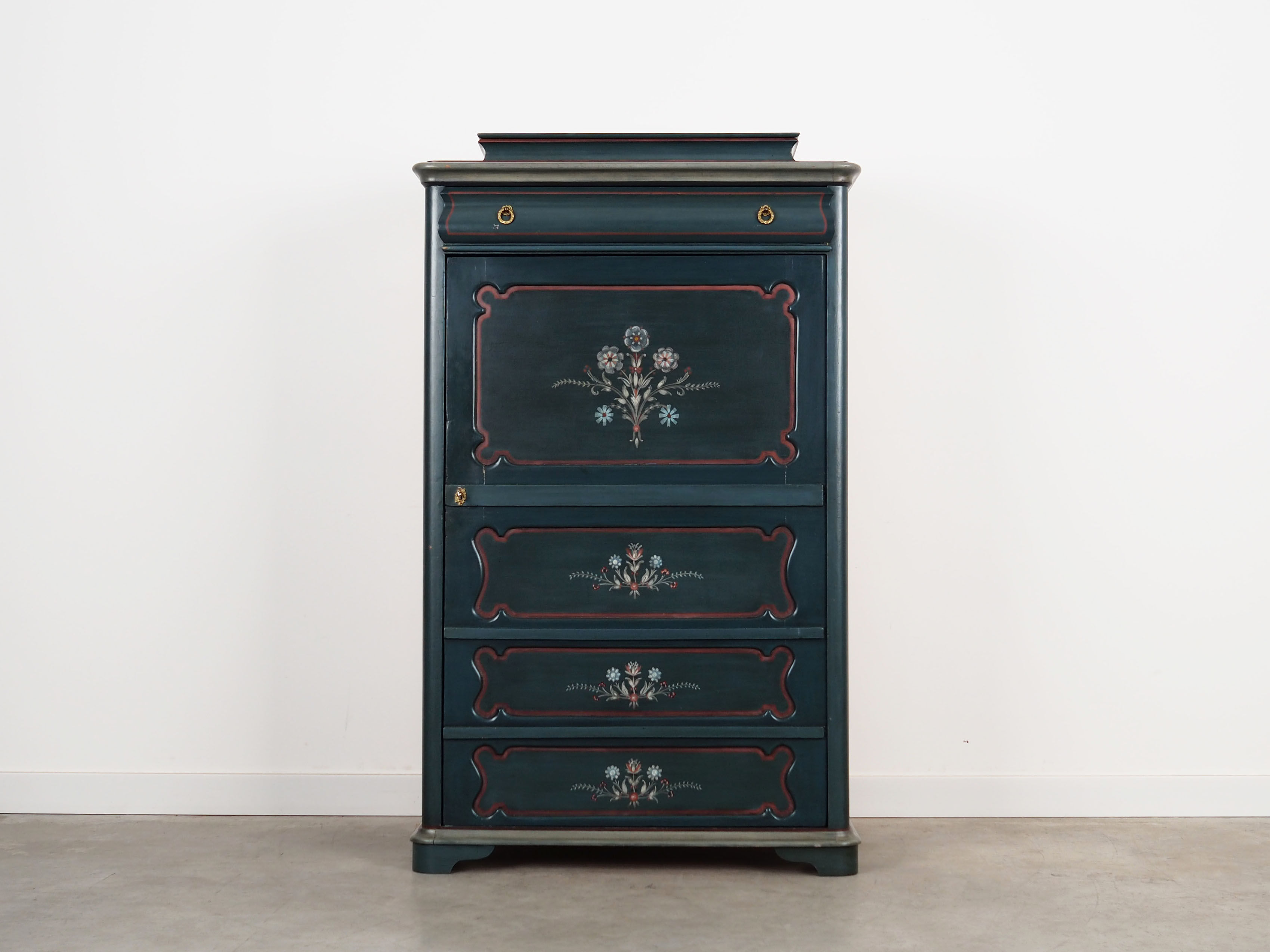 Pine laundry cabinet, Danish design, 1960s, production: Denmark